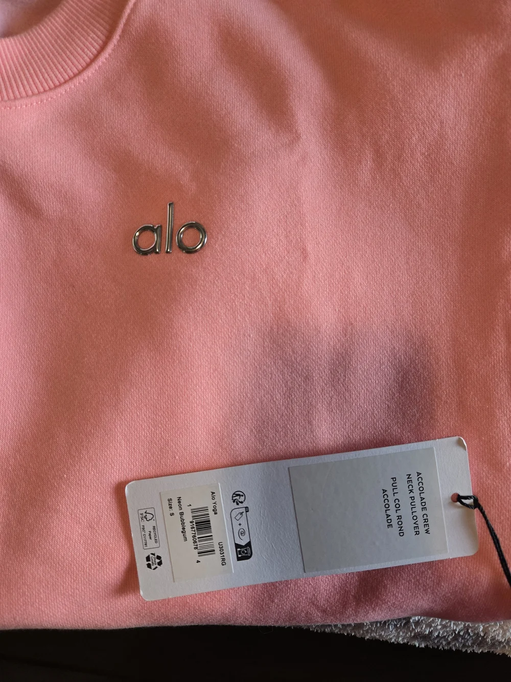 Accolade Crew Neck Pullover - Neon Bubblegum
